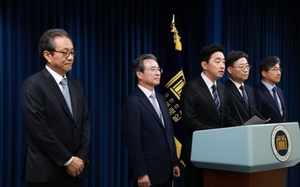 대통령실 정책실장 김용범·경제성장수석 하준경·사회수석 문진영