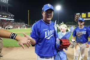 ‘사자군단’ 김태훈, KBO 역대 두 번째 6시즌 홀드 달성…삼성 2:1로 승리