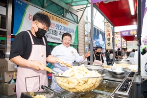 구미시 달달한 낭만야시장, 20만 4천명 방문으로 지역경제에 활력