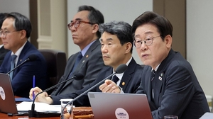 추경 30조5천억…전국민 90%에 25만원 쿠폰지급