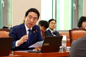 “삭감된 지역신문발전 기금 복원하고, 지발위 독립 사무국 만들어야”