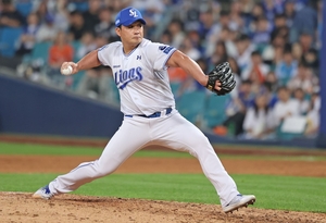 삼성 라이온즈 ‘끝판대장’ 오승환…KBO리그 최고령 승리와 홀드 기록 앞둬