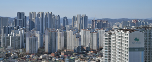 정부의 대출 규제 발표 하루 만에 은행권 비대면 대출도 ‘중단’