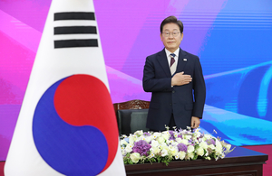[속보] 국무총리 김민석·비서실장 강훈식·국정원장 이종석…이재명 대통령 첫 인선