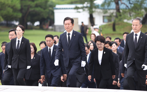 집권 여당의 차기 당 대표는?…민주당 8월2일 전당대회 개최