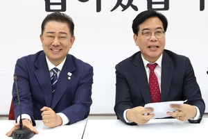 여야 지도부 첫 상견례…여“협치 필수” 야“법사위 달라”