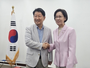 ‘진통 끝 합의추대’ 내막은?…국힘 대구시당위원장에 이인선 선출