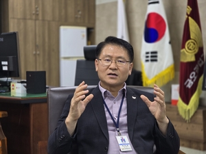 금오공고 박복재 교장 “지역기업조차 고졸 예정자 채용 꺼려··산업인재 양성시스템 구축 절실”