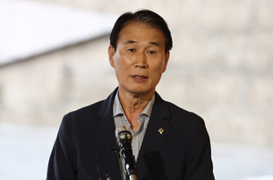 추경호 “권오을, 강의 1분도 안하고 급여 7천만원 수령”