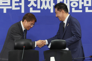 與, 7월에도 강한 드라이브 나설 듯…무기력한 野