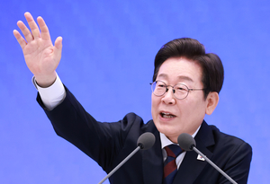 李대통령 기자회견 두고 엇갈린 여야