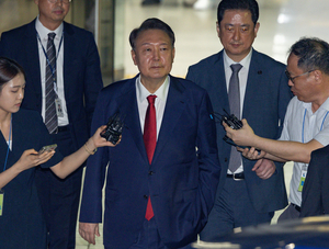 윤석열, 두 번째 구속…내란 혐의에 외환 수사 본격화