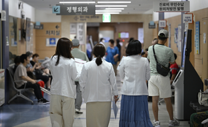 사회서비스 ‘의료’ 비중 첫 50% 돌파…“저출생·고령화 영향”