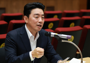 대통령실 “부동산 과열 막되 가파른 하락도 경계...공급 방향 조속 발표”