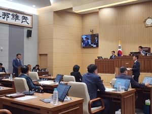 [경북정치]예천군 의회, 공약 이행률 논란 속 진정성 강조