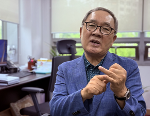 [토크인사이드] 양무진 석좌교수 “경주 APEC 역사적 사건 될 수 있다…평화·통일 위해 노력할 것”