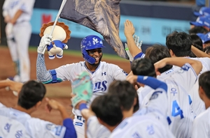 삼성 라이온즈 불펜 무너지며 SSG 4:8 패…디아즈 45호 홈런