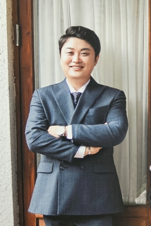 미산YD 유영대 대표, 추석 앞두고 복지센터에 900만원 생필품 후원