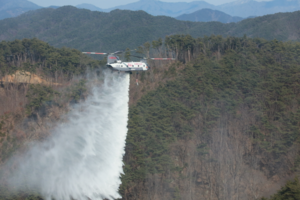경북, 9천ℓ급 진화헬기 도입 무산…중형 헬기 임차로 대응력 보강
