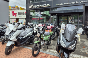 ‘혼다 대구’ 셧다운…혼돈의 바이크族