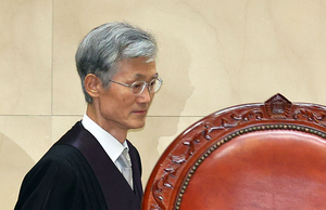 이재명 사건 개입? 조희대 대법원장 與 압박 거세지자 野도 반발