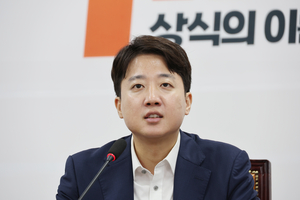 이준석 “이진숙 자르려면 환경에너지부 장관도 바꿔야”