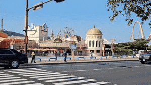 [경주 APEC]트럼프 미 대통령 진짜 타고있을까…삼엄한 경비 속 이동 차량 ‘눈길’