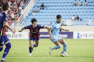 ‘앞으로 단 4경기…’ 대구FC, 파이널 35라운드 수원 원정서 죽기살기 뛴다