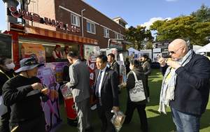 [포토뉴스] K-Food 즐기는 APEC 참석자들