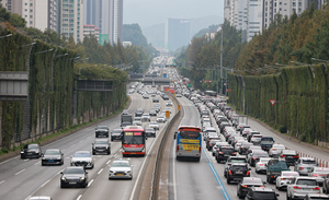 서울→대구 6시간20분…추석 전날 귀성길 곳곳 정체