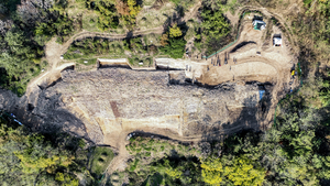 [포토뉴스] 대구 함지산에 숨어 있던 신라 성벽, 시민 앞에 드러나다