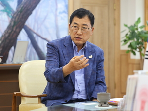 [인터뷰] 주낙영 경주시장 “APEC으로 세계 속의 경주 증명…이제는 글로벌 경주 시대”