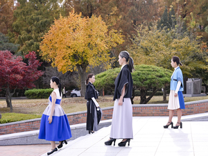 [포토뉴스] 계명대 가을 캠퍼스, 패션으로 물들다