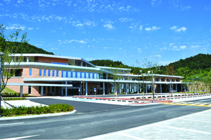 [장례문화 특집]구미시추모공원, ‘호텔급 시설·갤러리’ 고품격 추모관