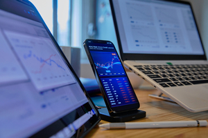 코스피, AI버블우려에 3.8% 급락 3,850대 후퇴