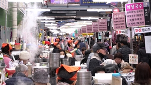 [현장점검] 광장시장 논란 속…서문시장 ‘5천원 칼국수·낮은 호객·깔끔한 골목’