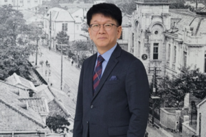 [TALK&TALK] “대구시립 박물관이 한 수 아래? 그 오명 씻으려 미친 듯이 뛰었죠”… 신형석 대구문화예술진흥원 박물관운영본부장 인터뷰