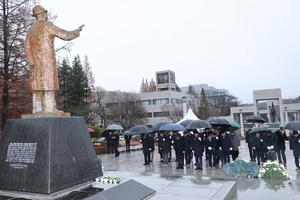 포항시, 청암 박태준 명예회장 추모…선구자 정신 계승