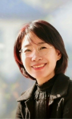 [문화산책] 노래 뒤에 남은 표정