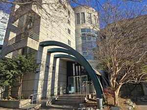 영남중 이전에 멈춘 결론…상인동 참사 추모공간 ‘세심관’ 존치 갈림길