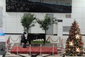 [동네뉴스-스마트폰 세상보기] 화원역 ‘착한 피아노’가 건네준 따뜻한 위로