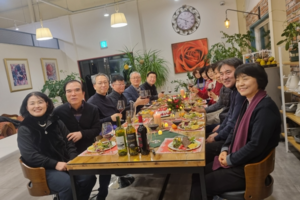 [동네뉴스] 요리로 피워낸 은퇴 후의 장미꽃 삶…‘은퇴남’에서 ‘요섹남’으로 변신했어요