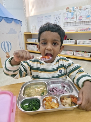 [동네뉴스] “배추김치 한입 물고 최고”...인도 어린이 자간, 한국 음식에 푹 빠졌다