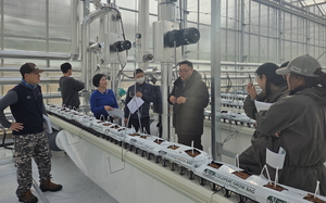 봉화 스마트농업 “청년 입주로 시험대 올라”…임대형 스마트팜 본격 가동