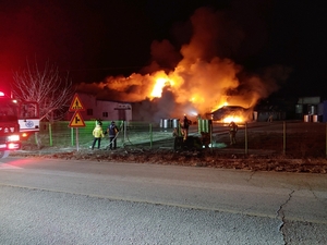 의성군 금성면 공장 화재…인명피해 없어