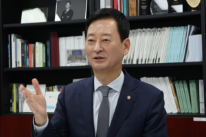 [입법돋보기] 머지않아 벌어질 인간과 AI·로봇의 일자리 싸움…‘김 부장’ 보호법 나왔다
