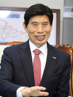 대구·경북 행정통합 변수에…이태훈 달서구청장, 대구시장 출마 접었다