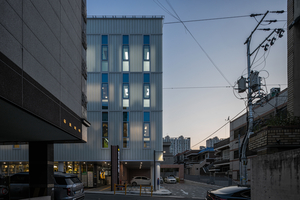 [성모경의 공간의 문장] 골목으로 스며드는 도서관, 도시 속 작은 공공성의 새로운 모습