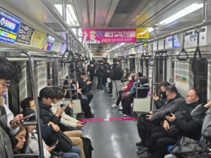 고유가에도 지상은 꽉 막히고 지하는 비교적 한산