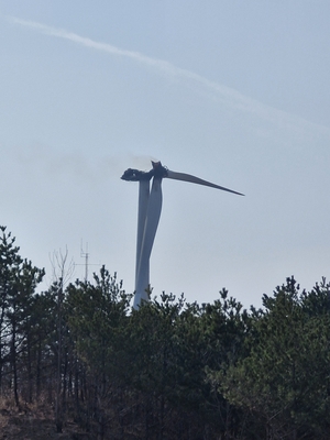 영덕 풍력발전기 화재…점검요원 3명 모두 ‘참변’